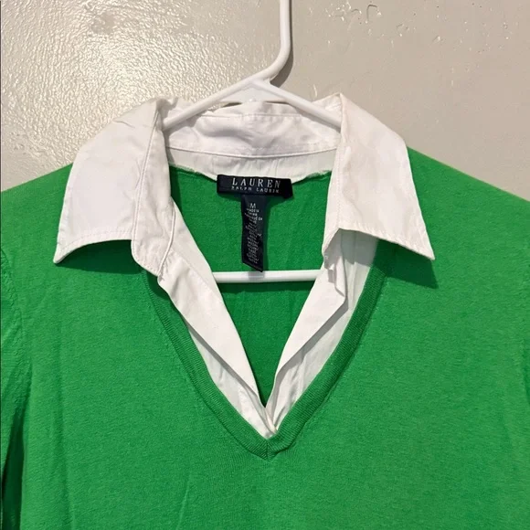 Lauren Ralph Lauren Green Sweater with White Collar and Hemline Medium - Picture 3 of 8